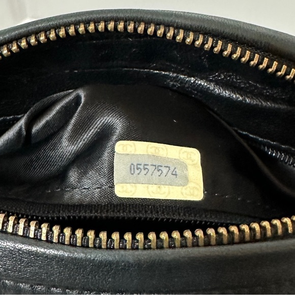 Authentic CHANEL Lambskin Quilted Tassel Camera Case Black - Picture 10 of 12